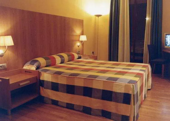 Cear Juan Carlos I Hotel Granada